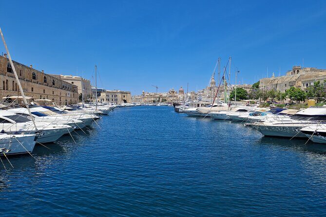 3 Cities Tour - Starting in Cospicua: waterfront views and a quick way to orient