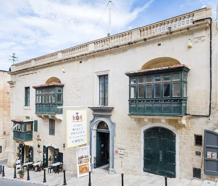 Casa Rocca Piccola Palace and Museum Entrance Ticket - Choosing your tour style: live guide, audio app, or written notes