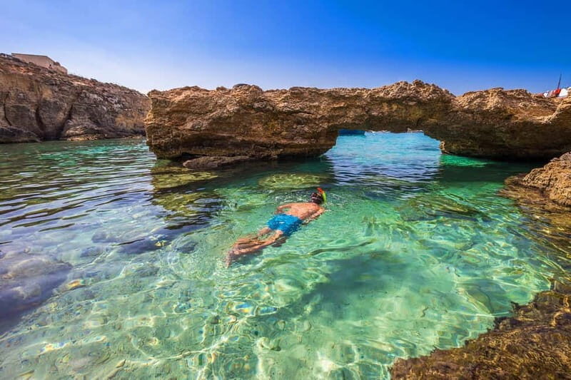 Comino: Blue Lagoon, Crystal Lagoon and Sea Caves Boat Tour - Santa Maria Bay: the beach break that’s actually useful (45 minutes)