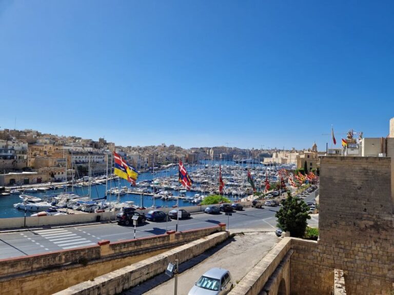 From Cospicua: Senglea, Bormla, and Birgu Walking Tour - Finding the tour at the Valletta–3 Cities ferry in Cospicua