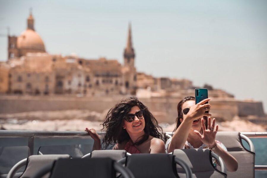 From Sliema: Valletta and the Three Cities Scenic Cruise - A 90-minute harbour reset from Sliema