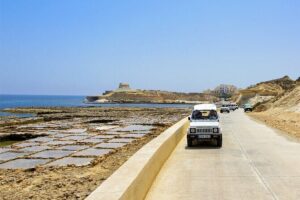Malta: Around Comino Cruise and Gozo Jeep Tour with Lunch - The Gozo jeep safari: viewpoints, church stops, caves, and salt pans
