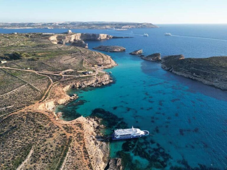 Malta: Full-Day Gozo and Blue Lagoon Cruise - Group Size and Crowding: Helpful If You Like People-Watching