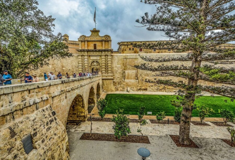 Malta: Highlights of Malta & Mdina Full Day Tour with Lunch - Mosta Rotunda: the third-largest unsupported dome stop you can’t fake
