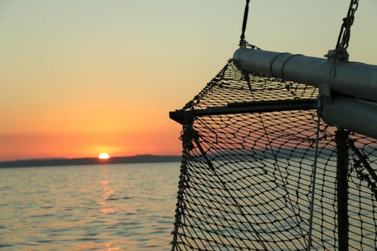Malta: Lazy Pirate Boat Party with Drinks & Food - Sliema to Midnight: The Simple Itinerary That Keeps Moving