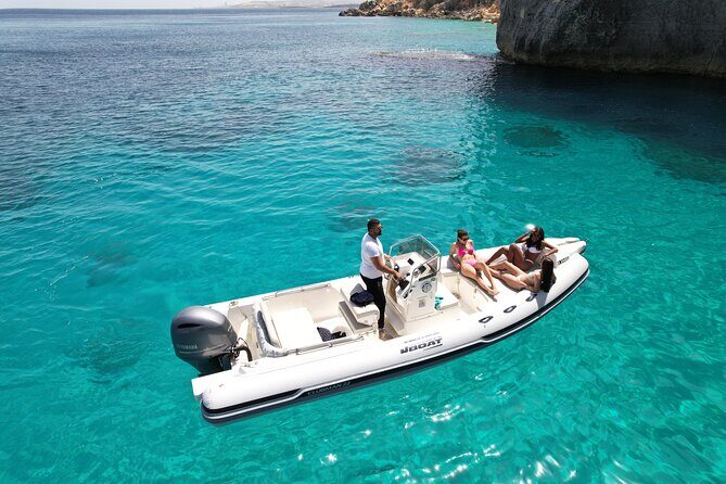 Private Boat Charter Comino, Blue Lagoon, Crystal Lagoon, Gozo - Coastal sights en route: Marks & Dukes Window and Smugglers Cave