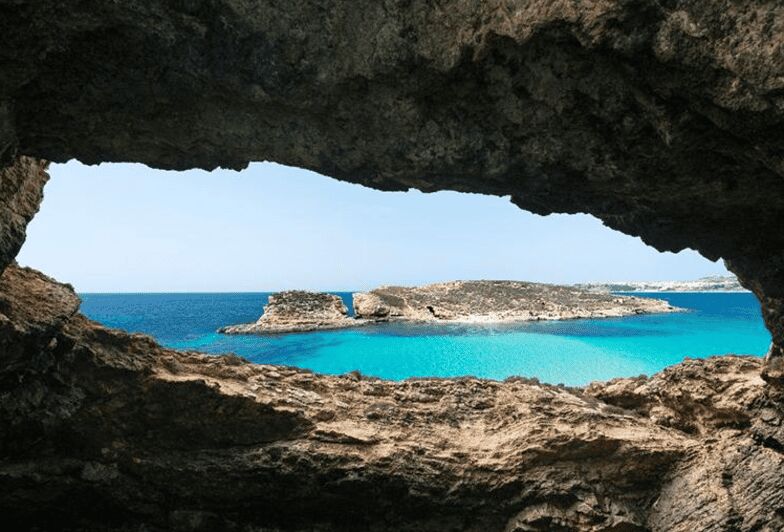 Private Boat Tours From Malta/Gozo: Comino & Blue Lagoon - Onboard setup: The small comforts that make it feel premium