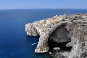 Private Tours around Malta - Pickup in Malta: how to get on the road fast