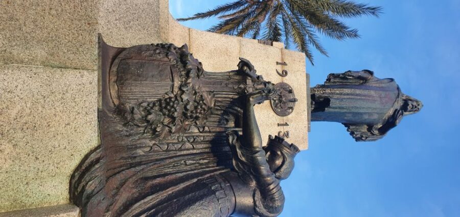 Valletta: Food Walking Tour with Tastings - Meet at Triton Fountain: where your Valletta start actually feels easy